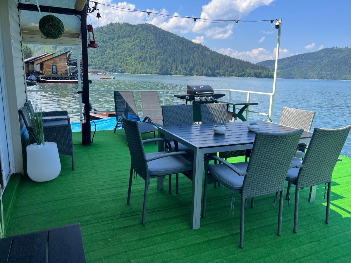 Casa Pe Lac ビカズ エクステリア 写真